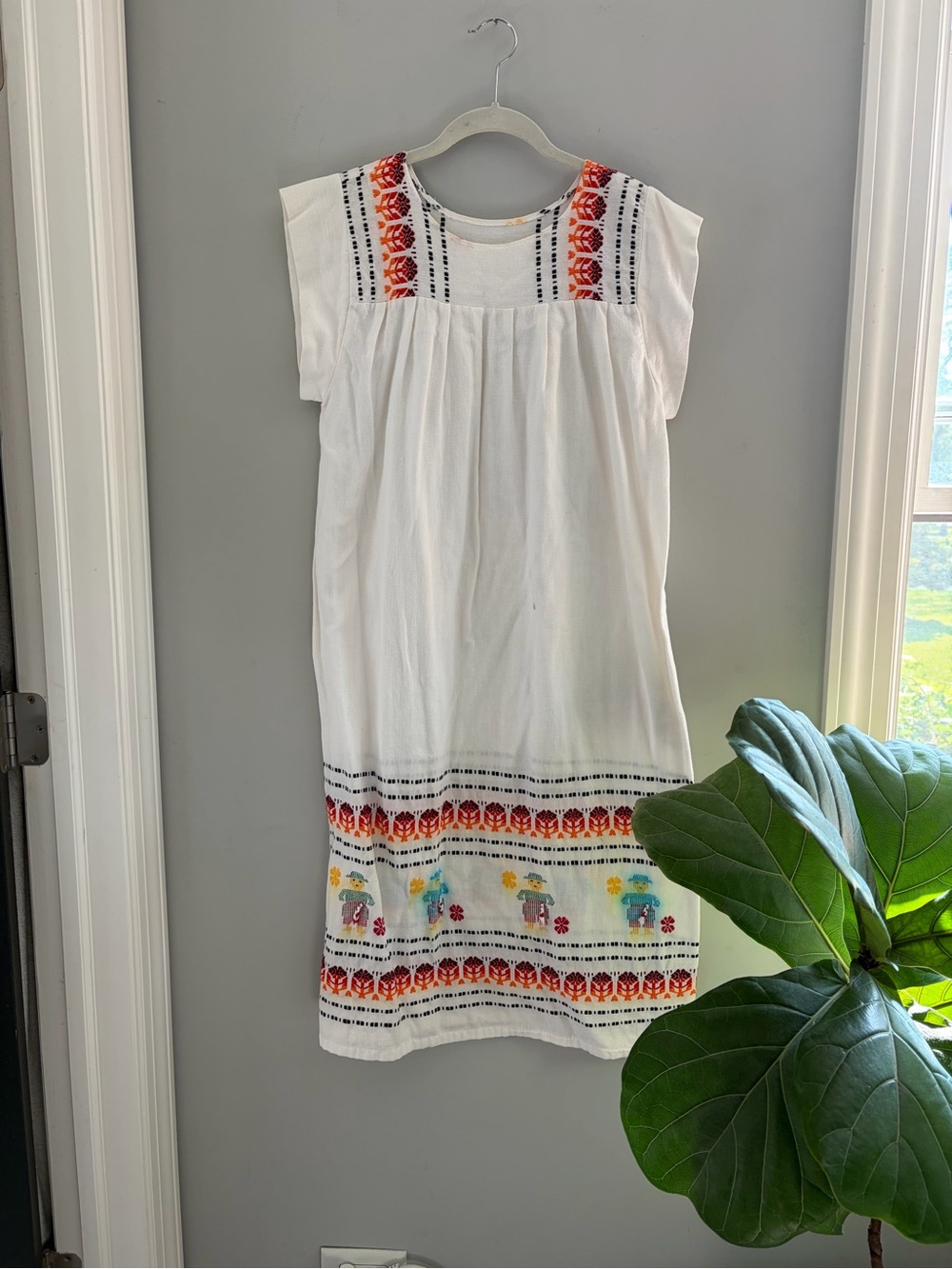 Mexican vintage embroidered dress